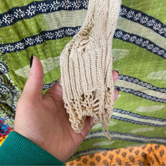 Zara Distressed Beige Laddered Knit Long Sleeve Crop Top Size Small - Picture 7 of 16